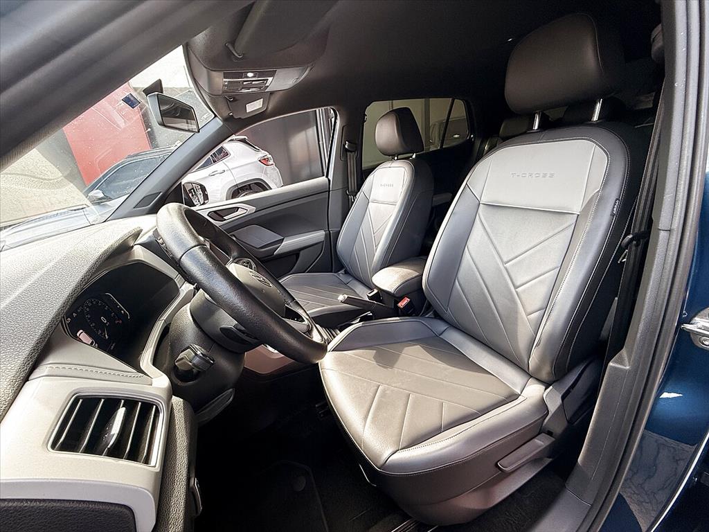 VOLKSWAGEN T-CROSS 1.0 200 TSI TOTAL FLEX COMFORTLINE AUTOMÁTICO