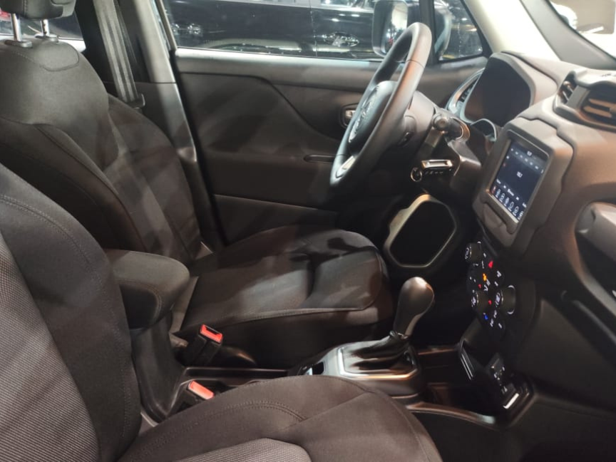 RENEGADE 1.8 16V FLEX SPORT 4P AUTOMÁTICO14