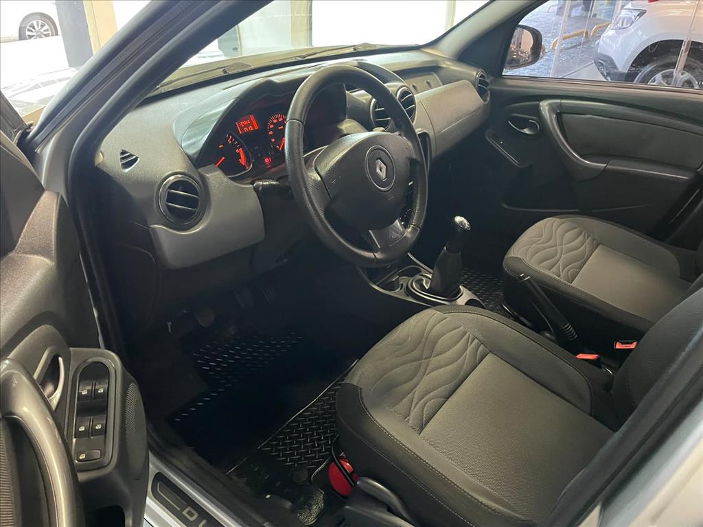DUSTER 1.6 DYNAMIQUE 4X2 16V FLEX 4P MANUAL12