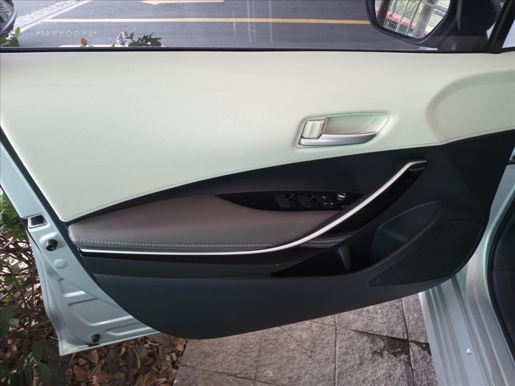 COROLLA 1.8 VVT-I HYBRID FLEX ALTIS PREMIUM CVT