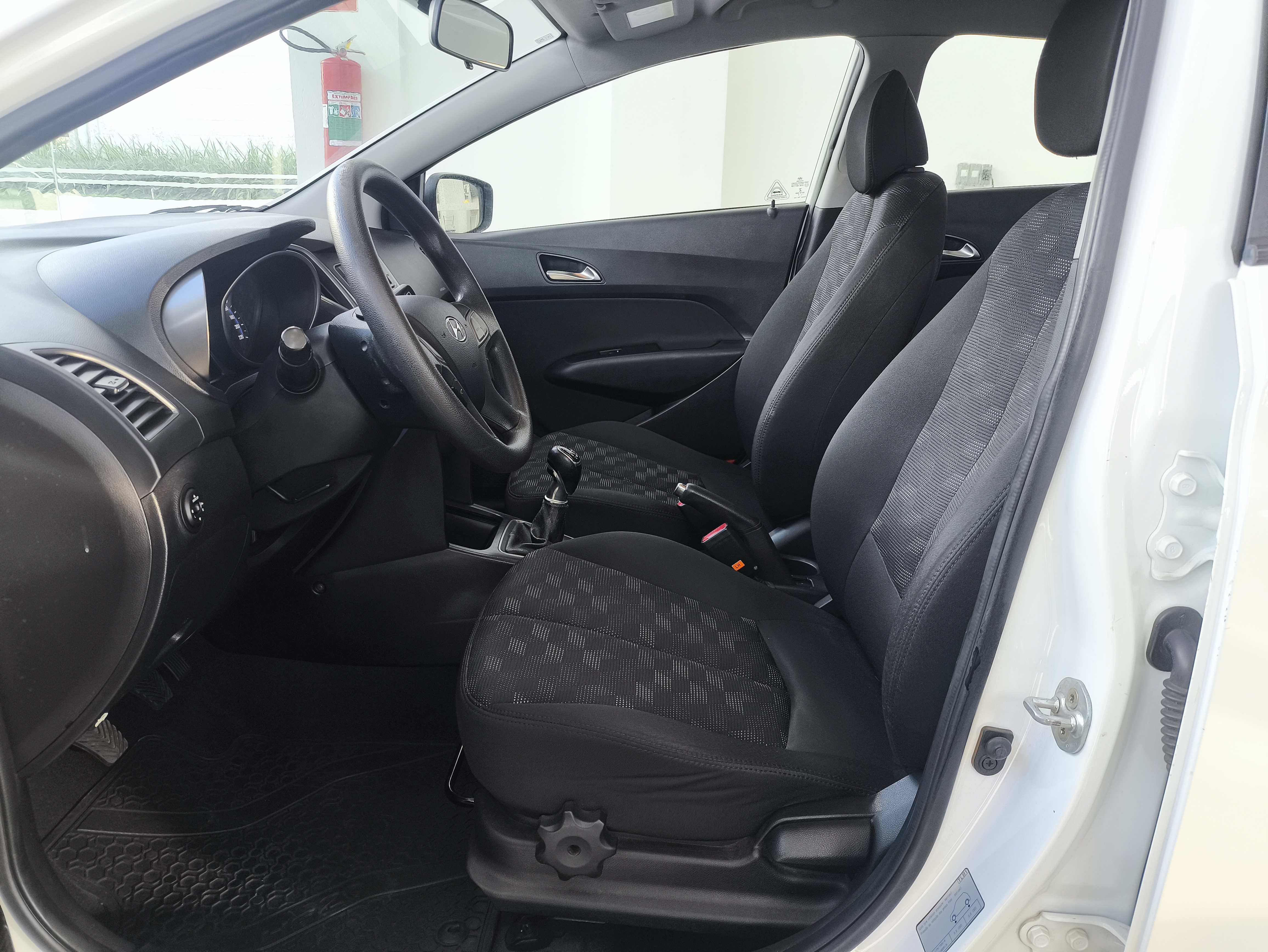 Hyundai-HB20-1.6 COMFORT STYLE 16V FLEX 4P MANUAL