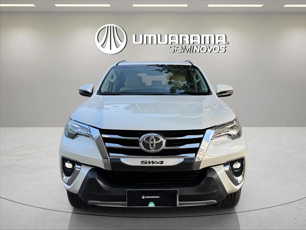 HILUX SW4 2.8 SRX DIAMOND 4X4 7 LUGARES 16V TURBO INTERCOOLER DIESEL 4P AUTOMÁTICO