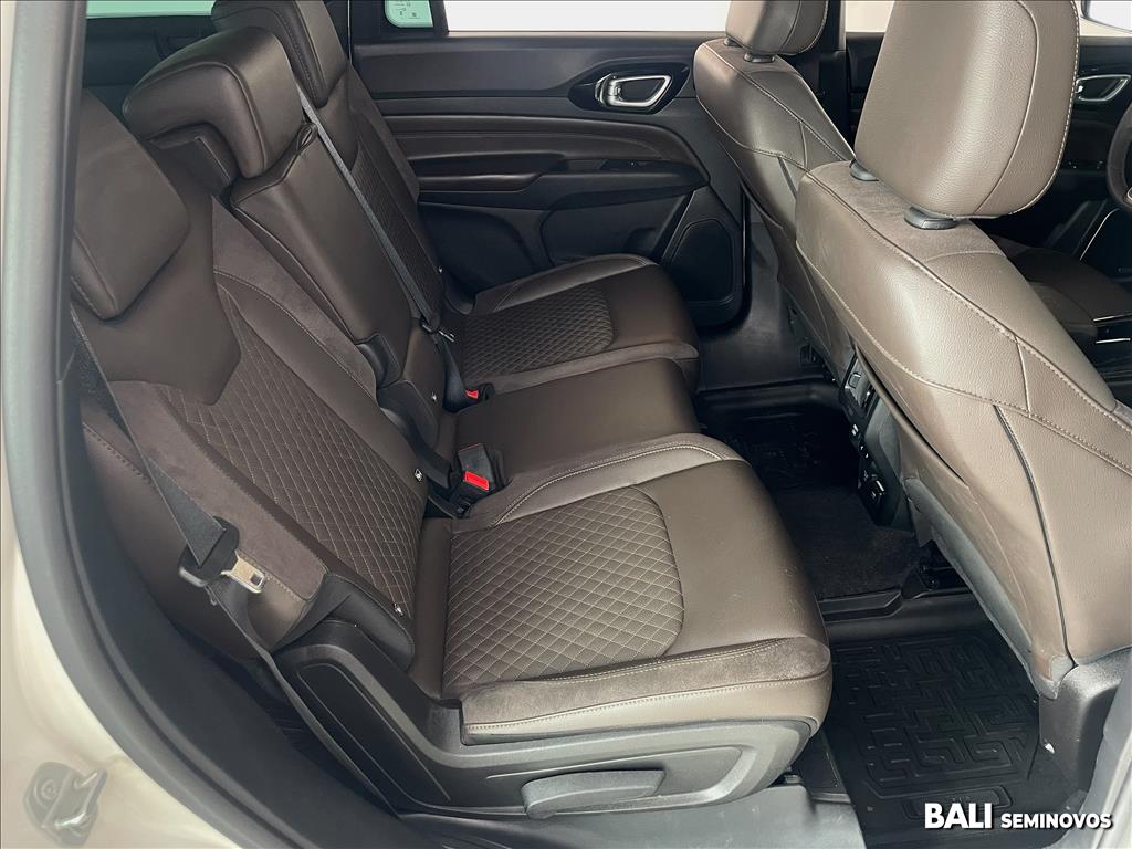 COMMANDER 1.3 T270 TURBO FLEX OVERLAND AT616