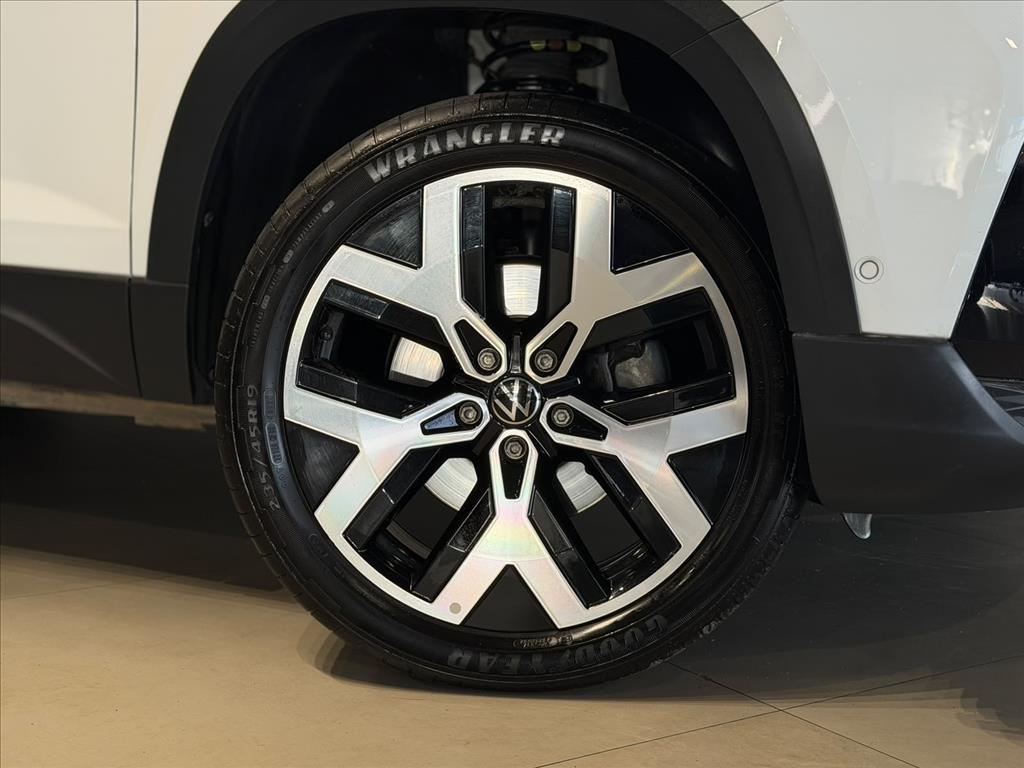 TAOS 1.4 250 TSI TOTAL FLEX HIGHLINE AUTOMÁTICO2