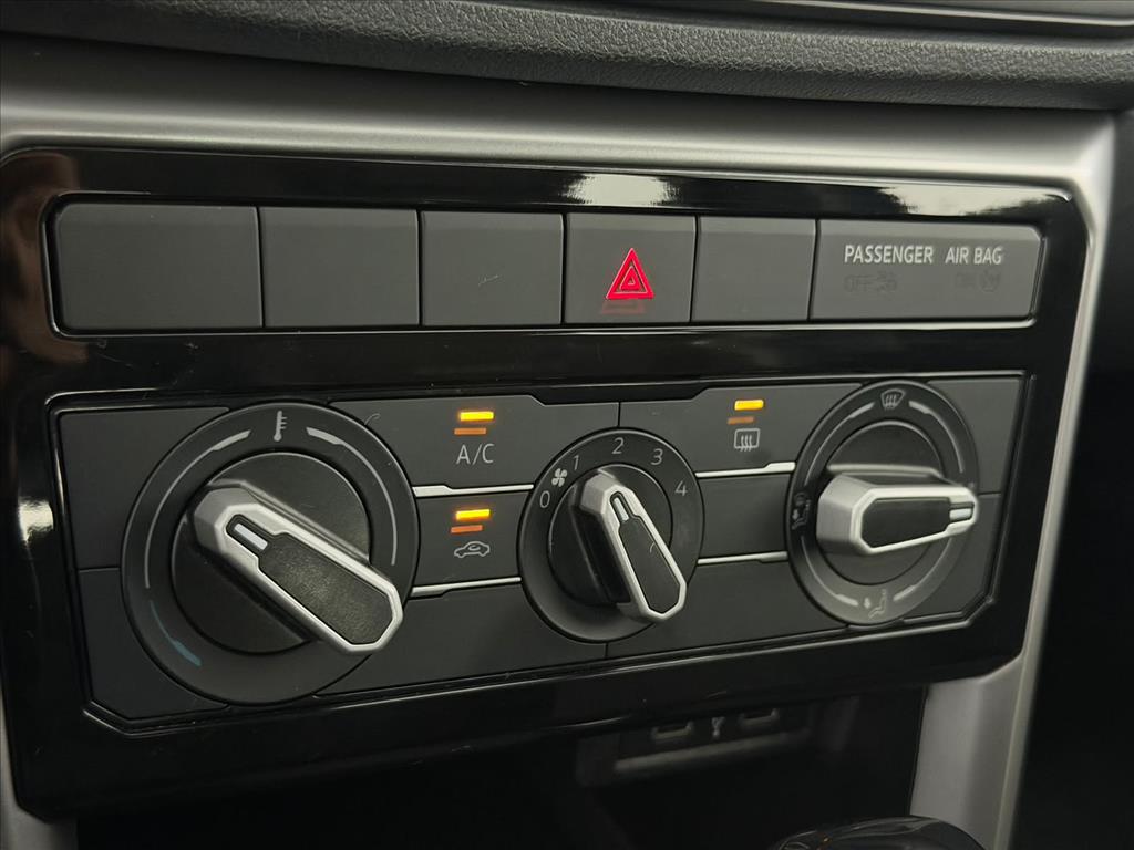 T-CROSS 1.0 200 TSI TOTAL FLEX AUTOMÁTICO12