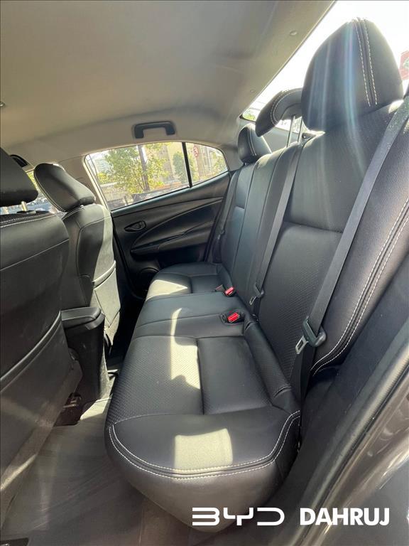 YARIS 1.5 16V FLEX SEDAN XL LIVE MULTIDRIVE8