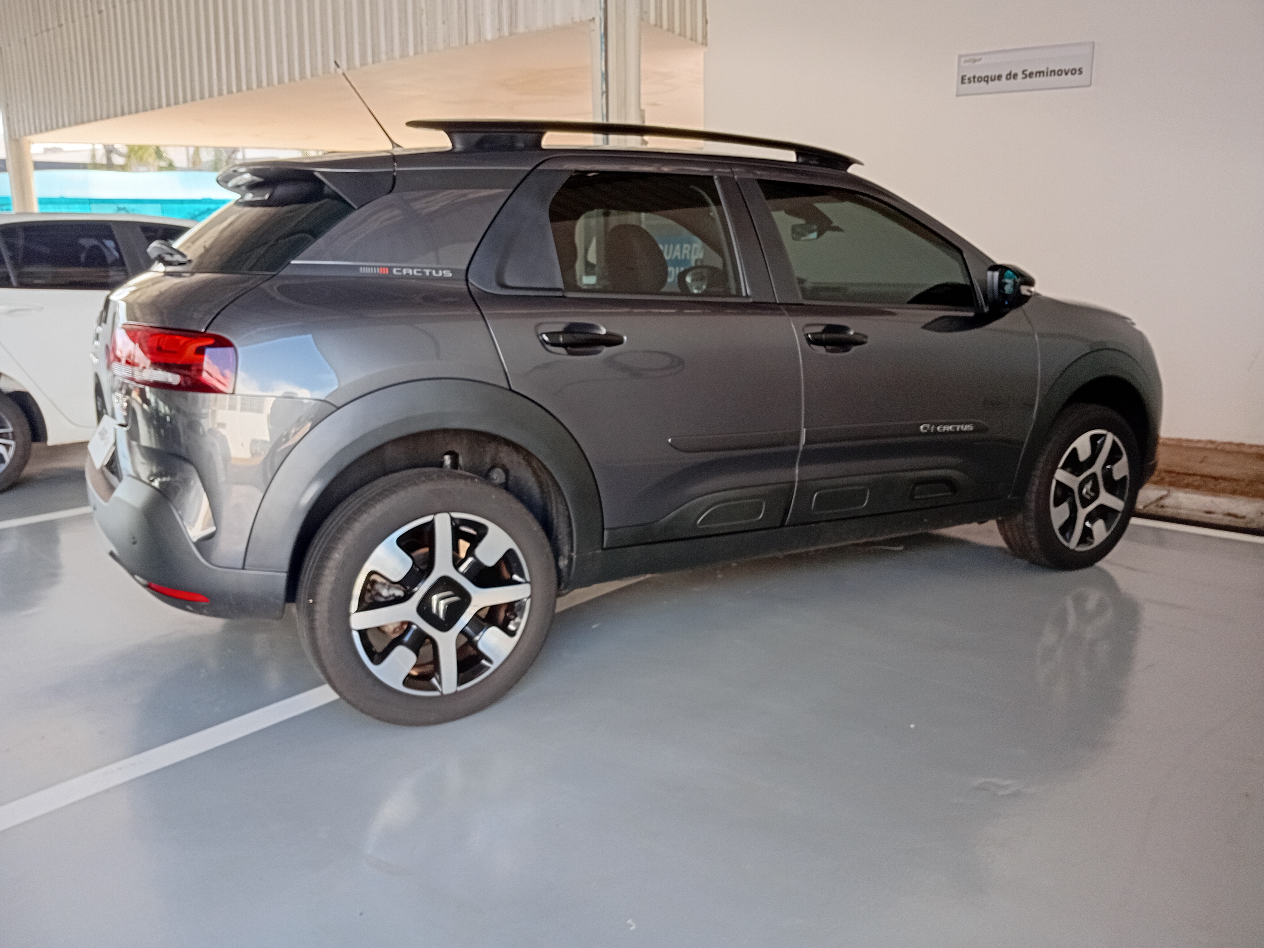 Citroën-C4 CACTUS-1.6 THP FLEX SHINE PACK EAT6