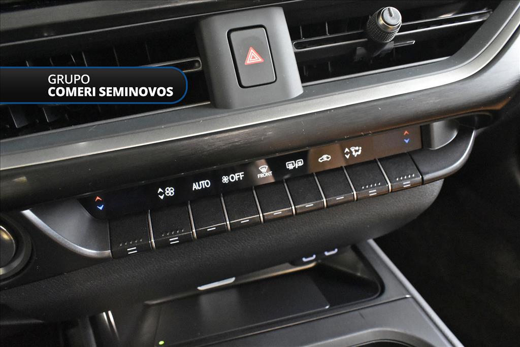 UX 300h 2.0 VVT-I HYBRID CVT9