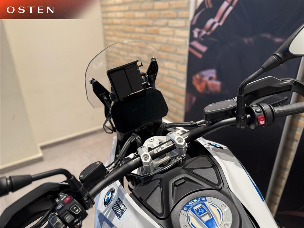 BMW Motorrad-R-1300 GS PLUS