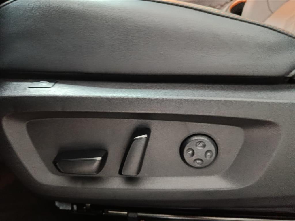 OUTLANDER 2.4 PHEV SIGNATURE S-AWC DHT12