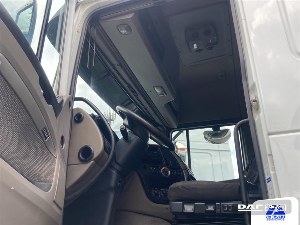 DAF-XF-105 FT 460 4X2