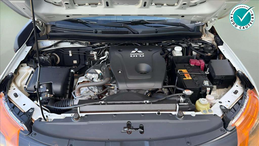 L200 TRITON 2.4 16V TURBO DIESEL SPORT GLS CD 4P 4X4 AUTOMÁTICO9