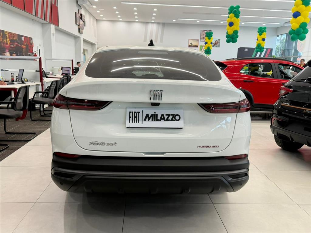 FASTBACK 1.0 TURBO 200 FLEX CVT4