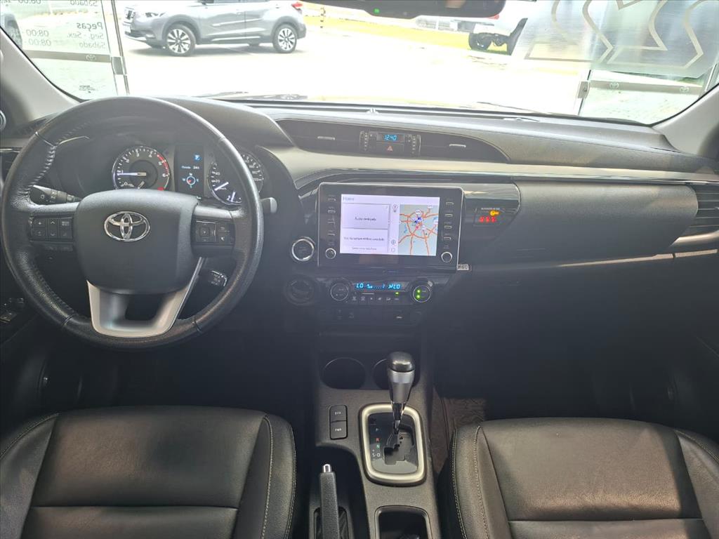 HILUX 2.8 D-4D TURBO DIESEL CD SRV 4X4 AUTOMÁTICO11