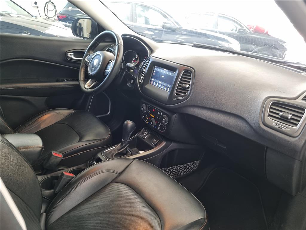 COMPASS 2.0 16V FLEX SPORT AUTOMÁTICO