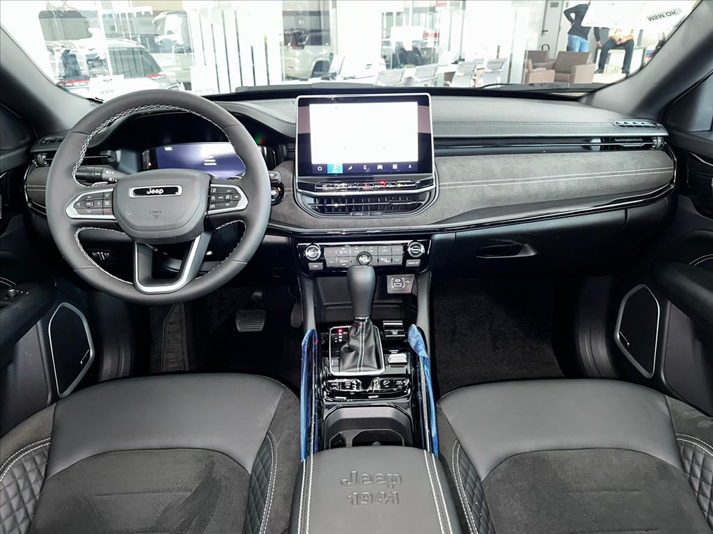 COMPASS 2.0 HURRICANE 4 TURBO GASOLINA BLACKHAWK AT98