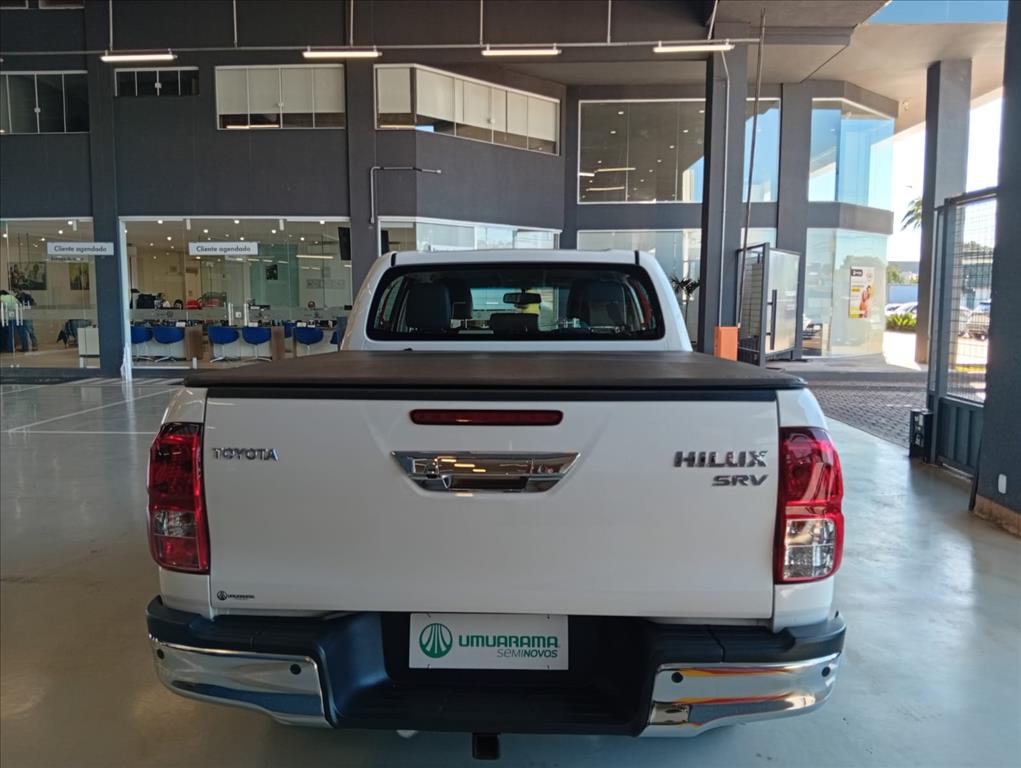 HILUX 2.8 D-4D TURBO DIESEL CD SRV 4X4 AUTOMÁTICO5