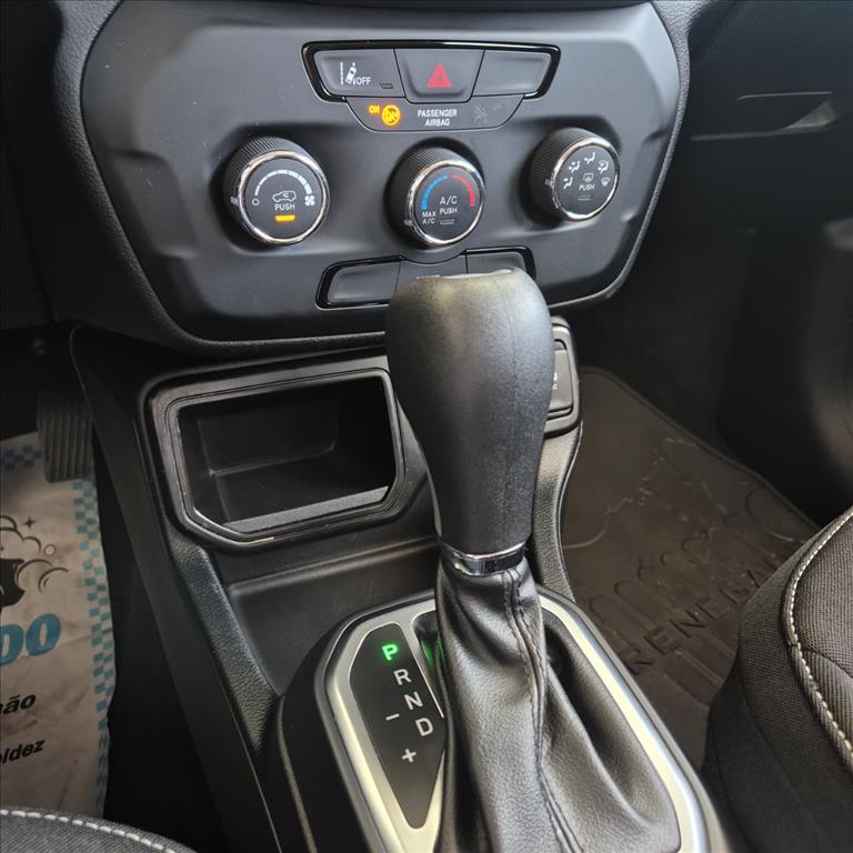 RENEGADE 1.3 T270 TURBO FLEX SPORT AT68