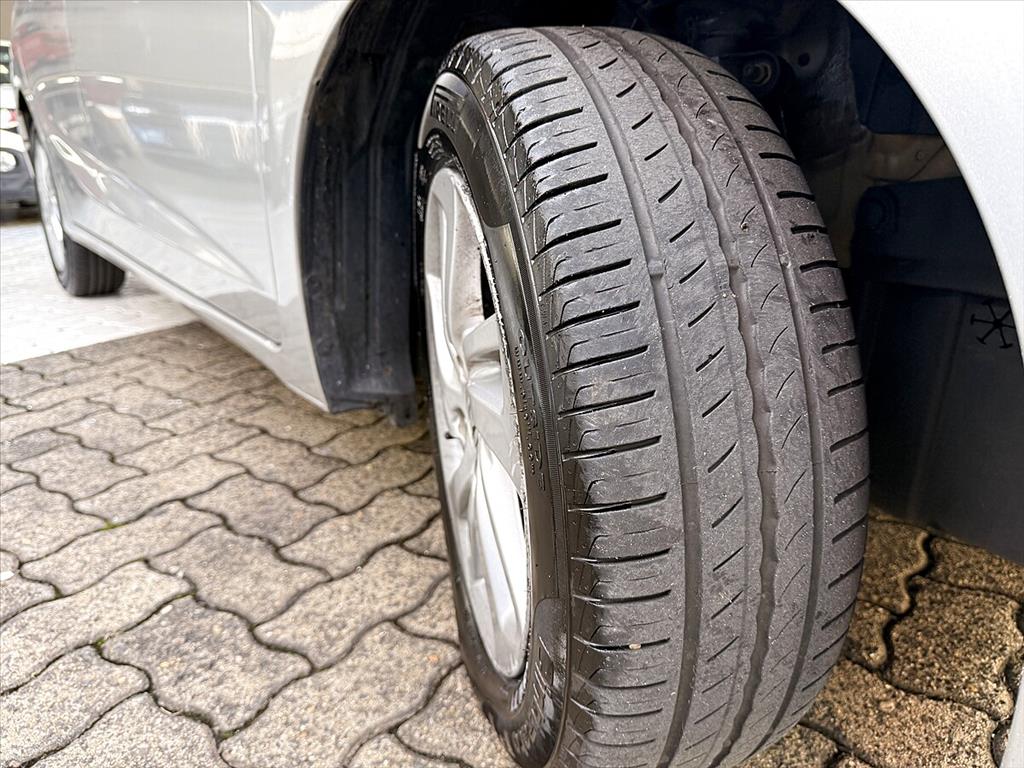 Honda Fit - 1.5 LX 16V FLEX 4P AUTOMÁTICO