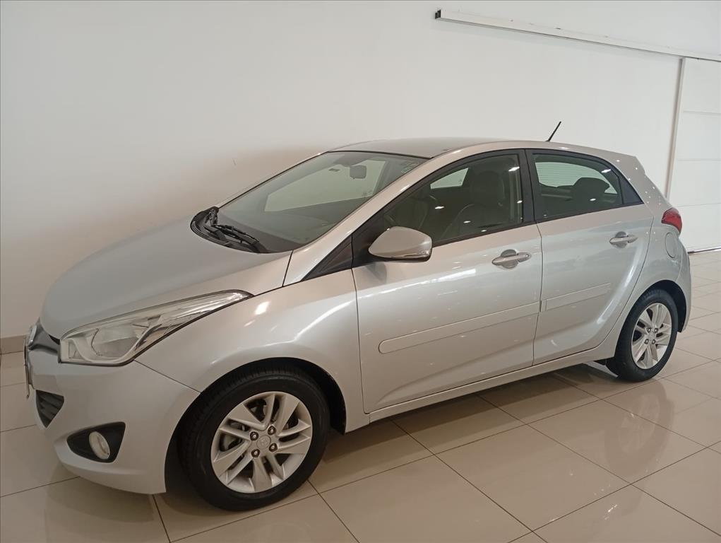 Hyundai-HB20-1.6 PREMIUM 16V FLEX 4P AUTOMÁTICO