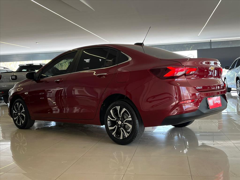 ONIX PLUS 1.0 TURBO FLEX PREMIER AUTOMÁTICO3