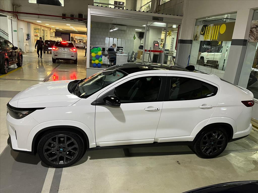 FASTBACK 1.0 TURBO 200 HYBRID IMPETUS CVT3