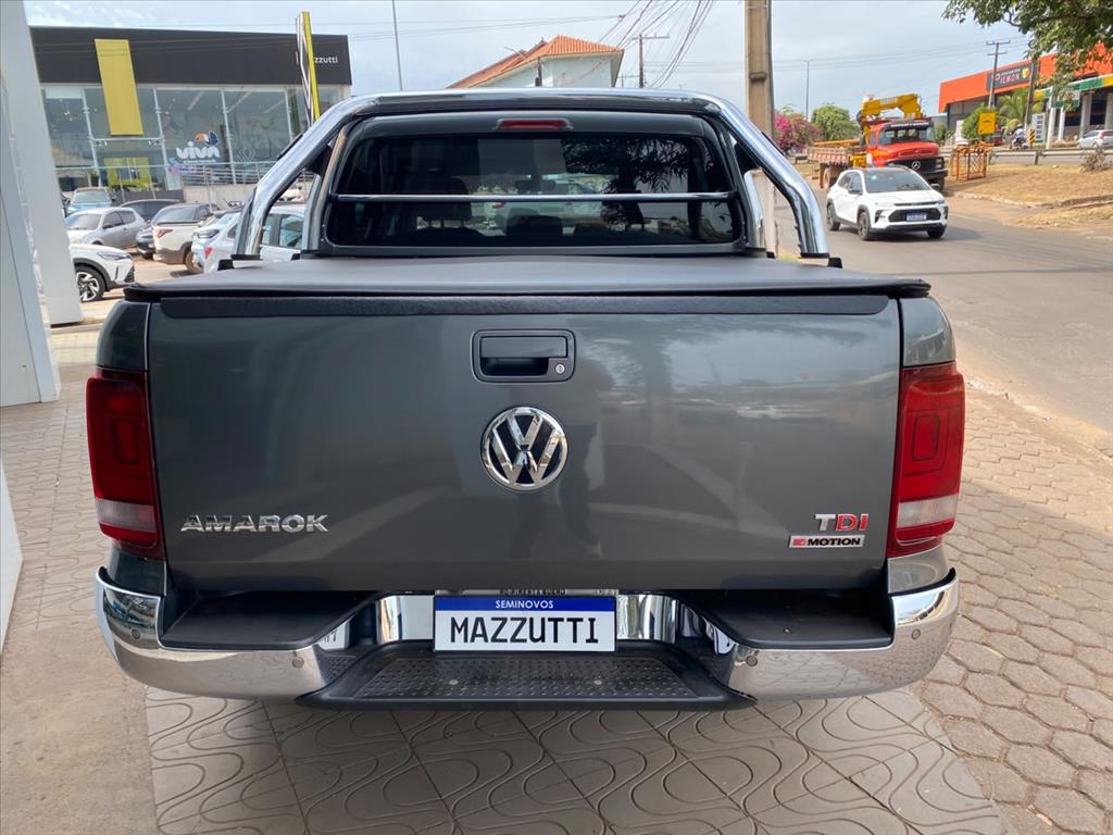 AMAROK 2.0 HIGHLINE 4X4 CD 16V TURBO INTERCOOLER DIESEL 4P AUTOMÁTICO4