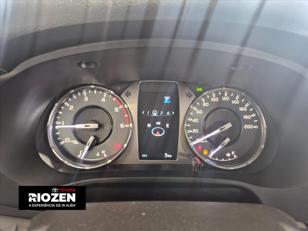 HILUX 2.8 D-4D TURBO DIESEL CD POWER PACK 4X4 AUTOMÁTICO8