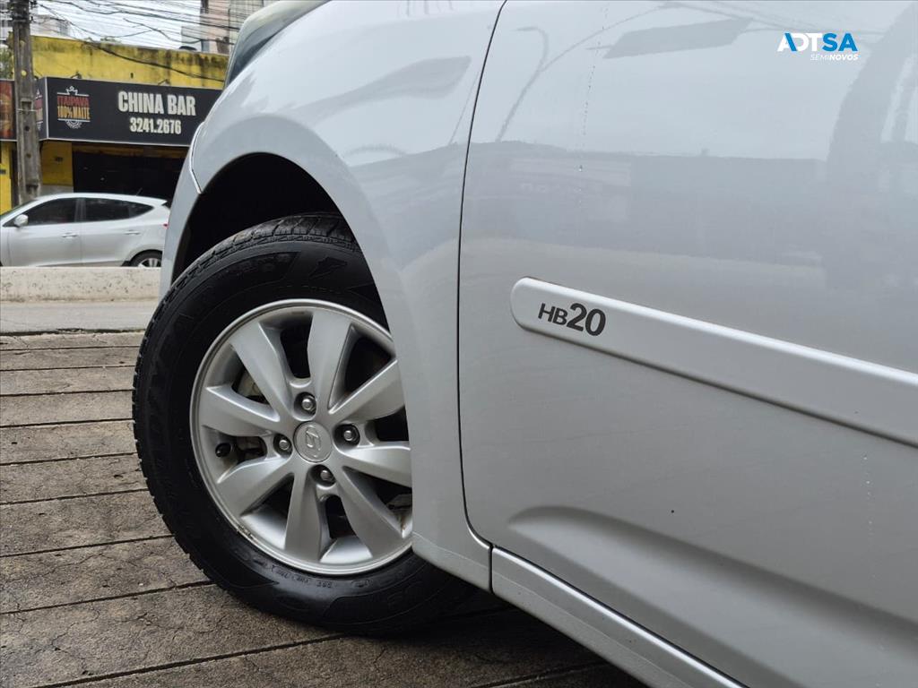 HYUNDAI HB20 1.6 COMFORT PLUS 16V FLEX 4P AUTOMÁTICO