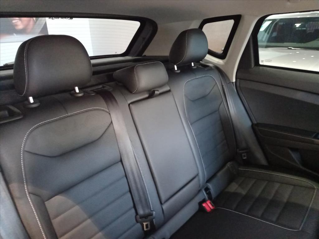 TAOS 1.4 250 TSI TOTAL FLEX COMFORTLINE AUTOMÁTICO10