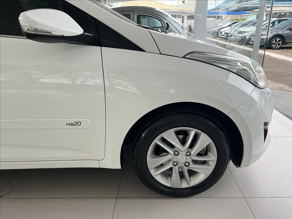 HB20 1.6 PREMIUM 16V FLEX 4P AUTOMÁTICO4