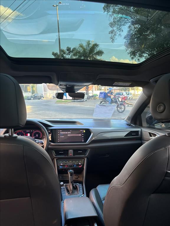 TAOS 1.4 250 TSI TOTAL FLEX HIGHLINE AUTOMÁTICO9