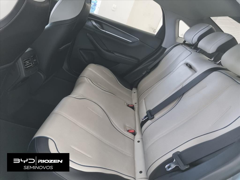KING 1.5 DM-I PHEV GS AUTOMÁTICO5