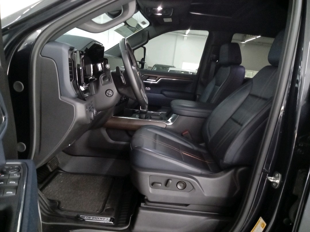 SILVERADO 5.3 V8 GASOLINA 1500 HIGH COUNTRY 4X4 AUTOMÁTICO7