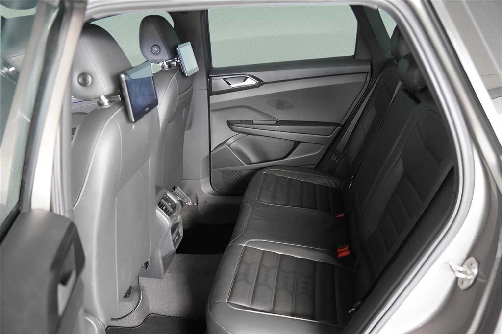 TAOS 1.4 250 TSI TOTAL FLEX HIGHLINE AUTOMÁTICO11