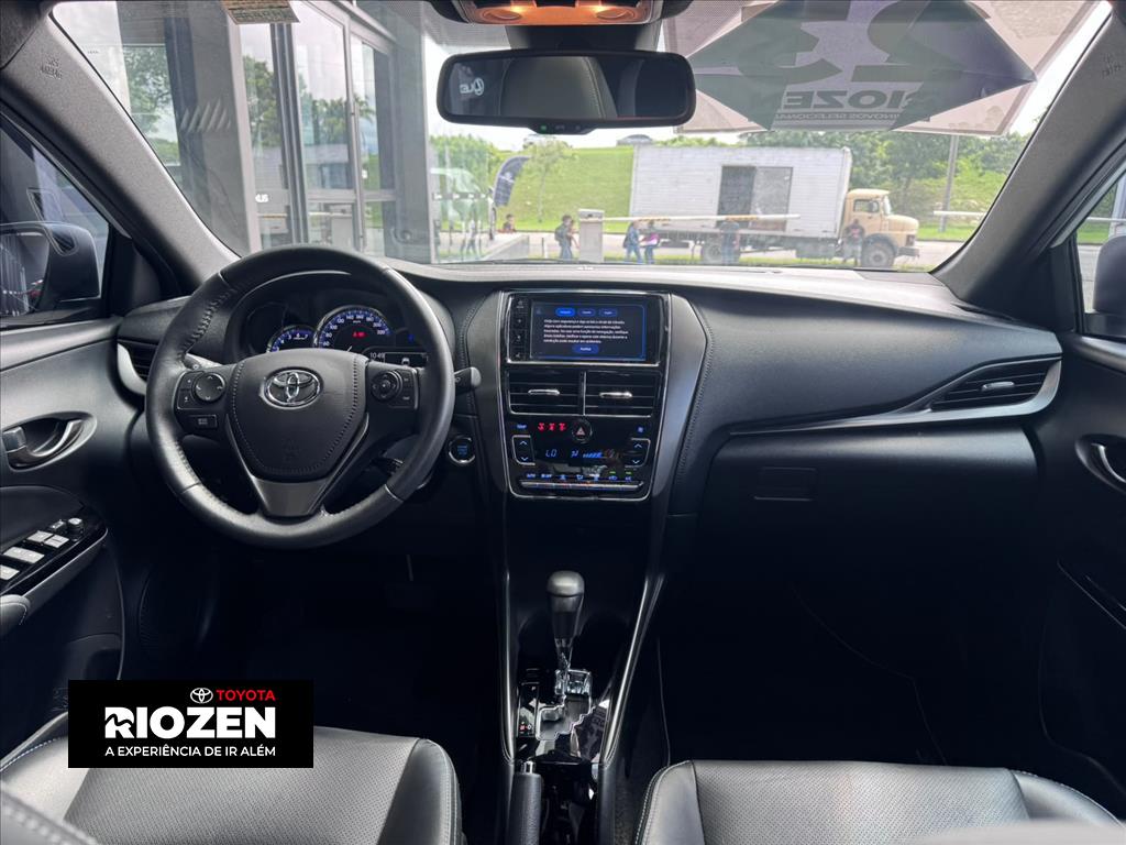 YARIS 1.5 16V FLEX XLS CONNECT MULTIDRIVE9