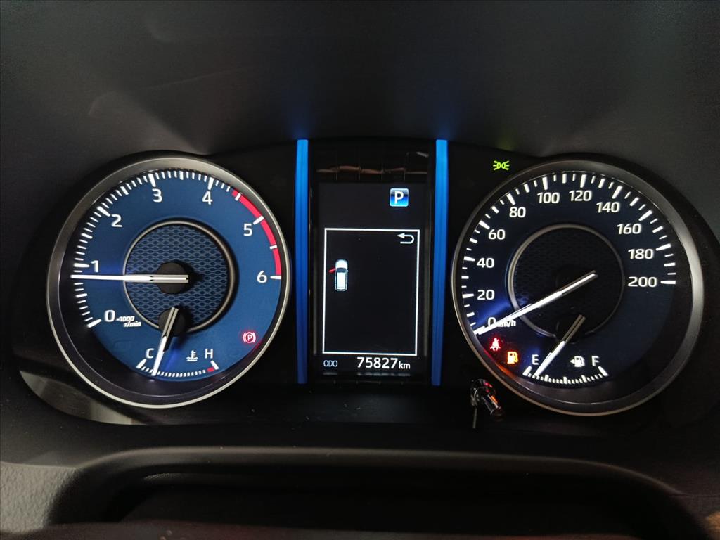 HILUX SW4 2.8 D-4D TURBO DIESEL SRX 7L 4X4 AUTOMÁTICO6