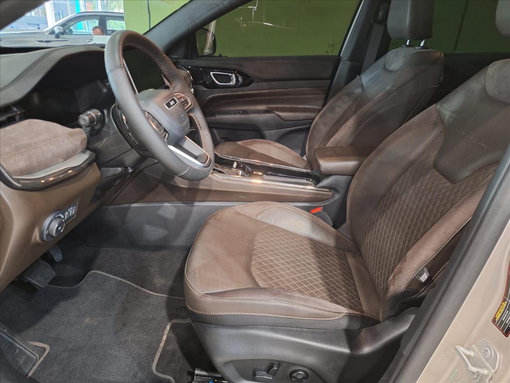 COMMANDER 2.0 HURRICANE 4 TURBO GASOLINA OVERLAND AT99