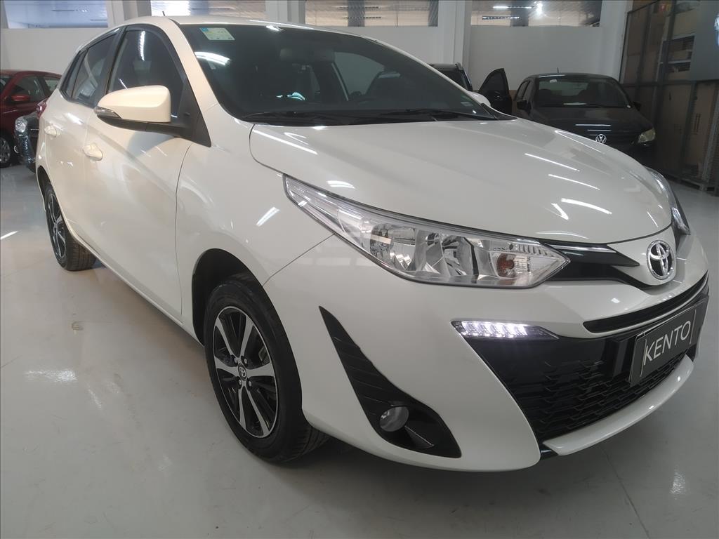YARIS 1.5 16V FLEX XS MULTIDRIVE YARIS 1.5 16V FLEX XS MULTIDRIVE