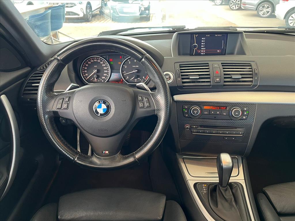 130i 3.0 SPORT HATCH 24V GASOLINA 4P AUTOMÁTICO10