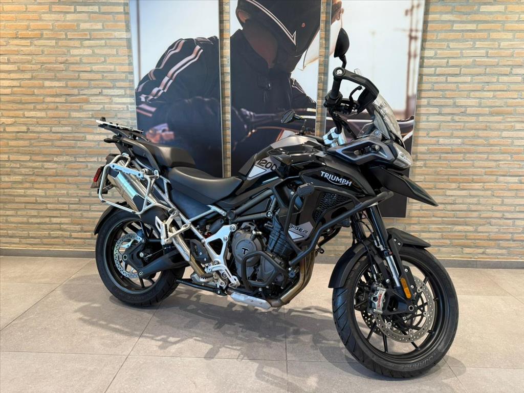 TRIUMPH-TIGER-1200 GT PRO