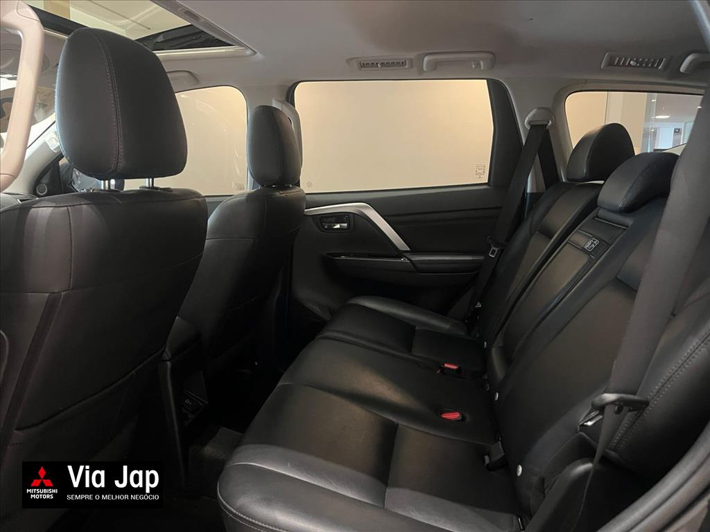 Mitsubishi-PAJERO SPORT-2.4 16V MIVEC TURBO DIESEL HPE-S AWD AUTOMÁTICO