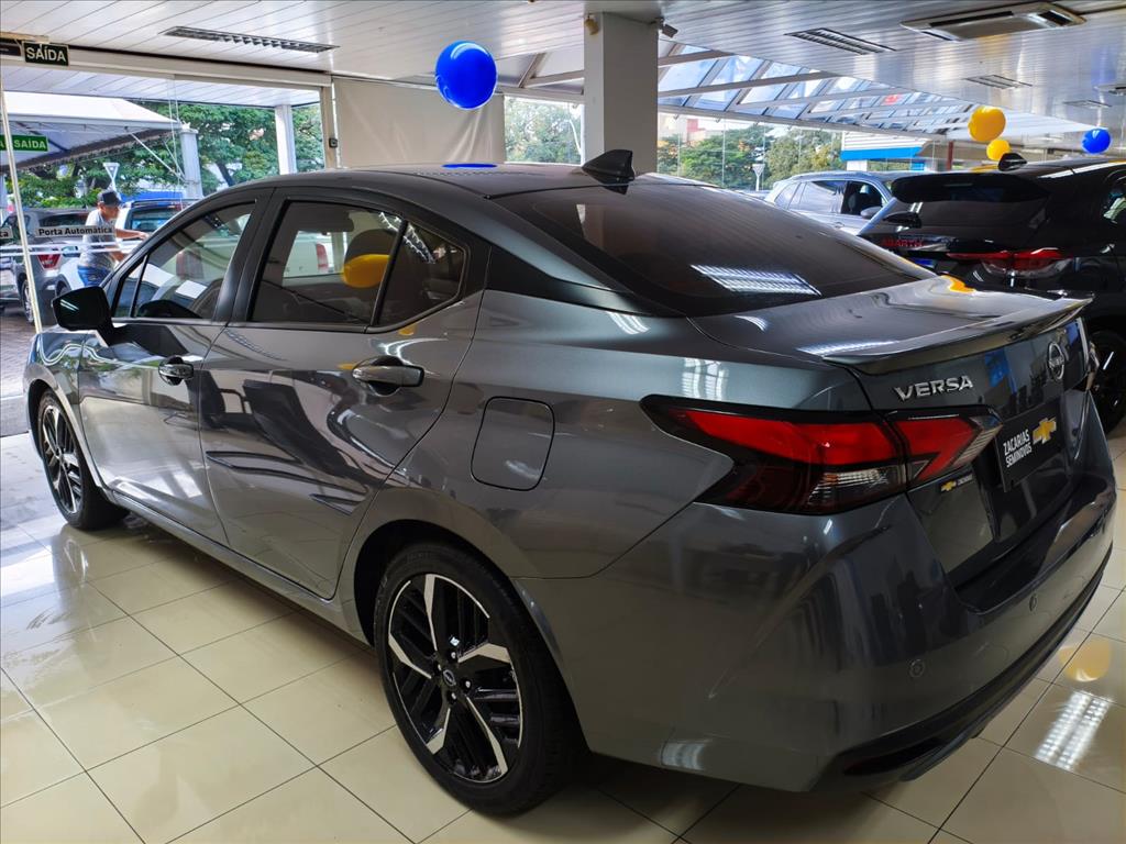 VERSA 1.6 16V FLEX EXCLUSIVE XTRONIC5