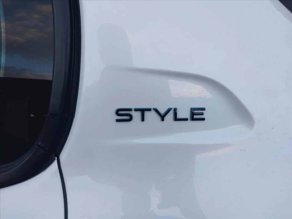 208 1.0 FIREFLY FLEX STYLE MANUAL14