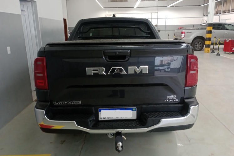 RAMPAGE 2.0 TURBO DIESEL LARAMIE 4X4 AUTOMÁTICO3