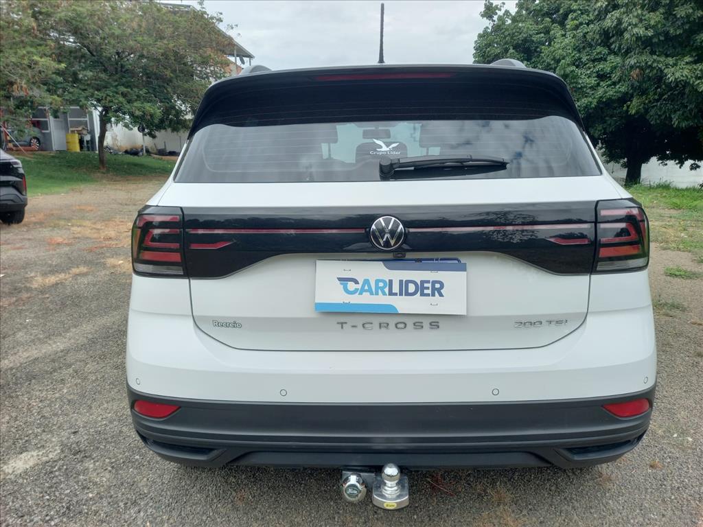 T-CROSS 1.0 200 TSI TOTAL FLEX AUTOMÁTICO1