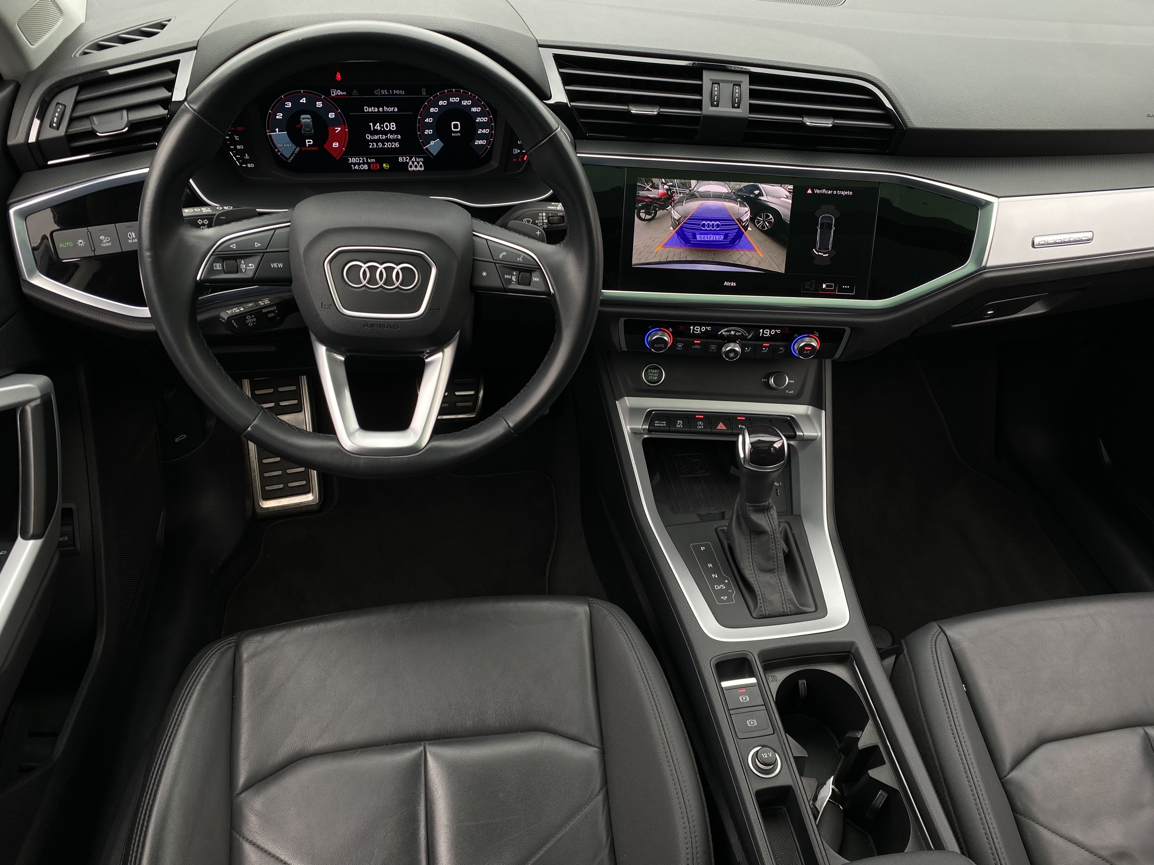 Q3 2.0 40 TFSI GASOLINA PERFORMANCE QUATTRO TIPTRONIC13