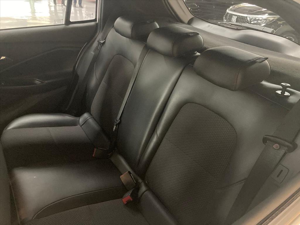 ONIX 1.0 TURBO FLEX RS AUTOMÁTICO9