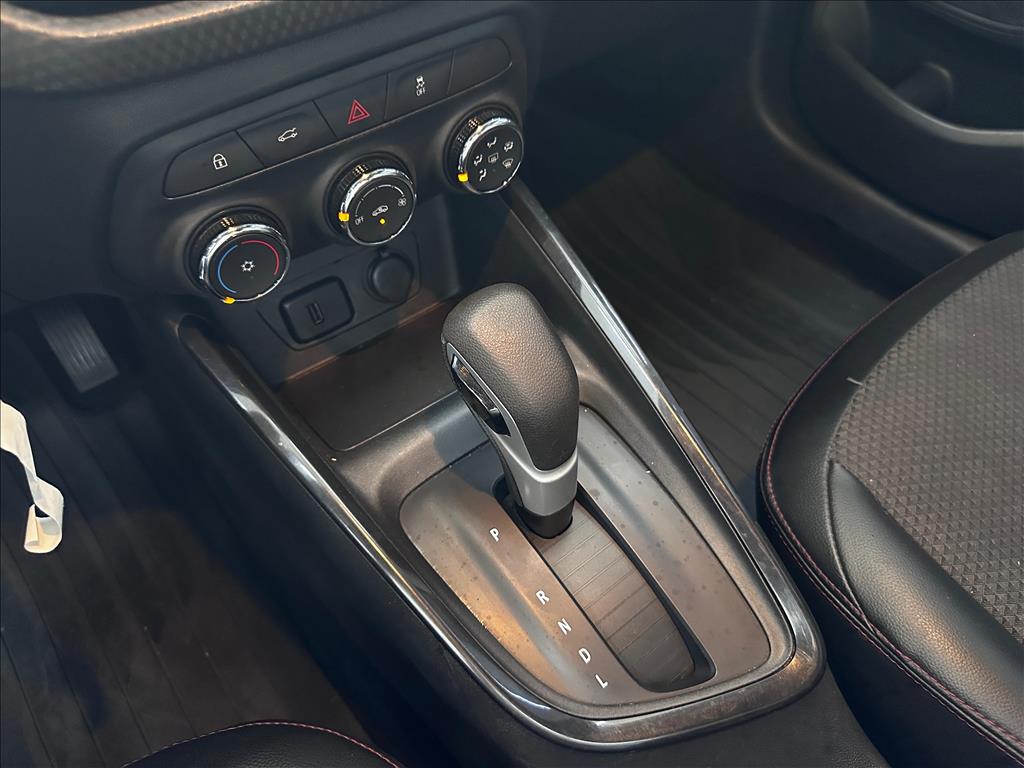 ONIX 1.0 TURBO FLEX RS AUTOMÁTICO10