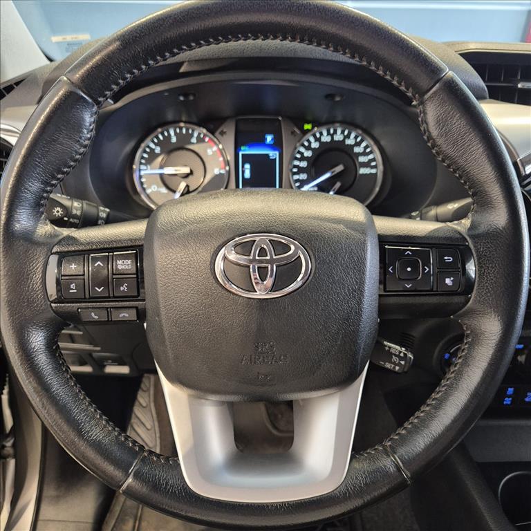 HILUX 2.8 D-4D TURBO DIESEL CD SRV 4X4 AUTOMÁTICO